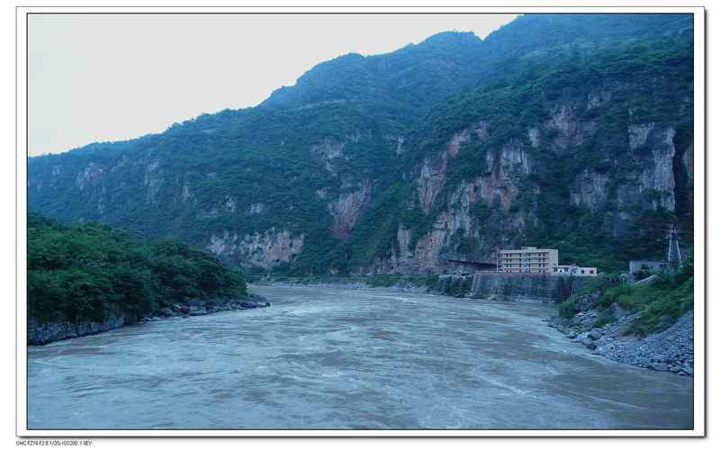 白小姐管家婆四肖八码和四川铁路桥发生垮塌与四川铁路桥发生垮塌事故